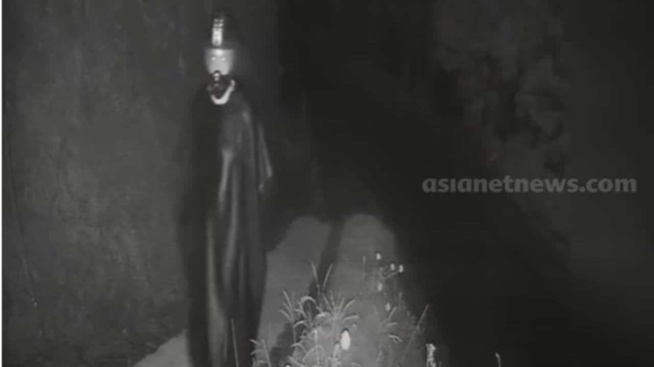 മോഷണം കൊണ്ട് പൊറുതിമുട്ടിയപ്പോൾ വീട്ടിൽ സിസിടിവി ക്യാമറ സ്ഥാപിച്ചു; അതും മോഷ്ടിച്ച് കള്ളൻ, ദൃശ്യങ്ങൾ കിട്ടി മോഷണം കൊണ്ട് പൊറുതിമുട്ടിയപ്പോൾ വീട്ടിൽ സിസിടിവി ക്യാമറ സ്ഥാപിച്ചു; അതും മോഷ്ടിച്ച് കള്ളൻ, ദൃശ്യങ്ങൾ കിട്ടി