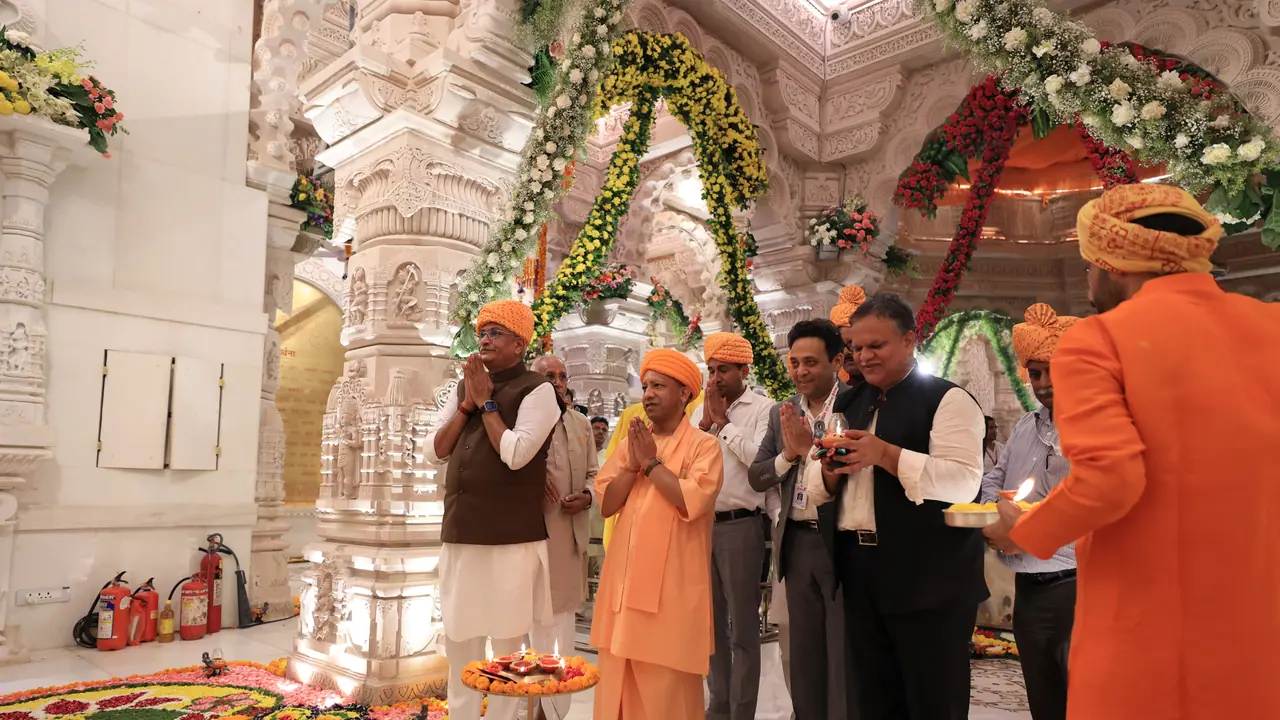 CM Yogi lights diyas of faith at Ram Lalla Temple for a historic Deepotsav CM Yogi lights diyas of faith at Ram Lalla Temple for a historic Deepotsav