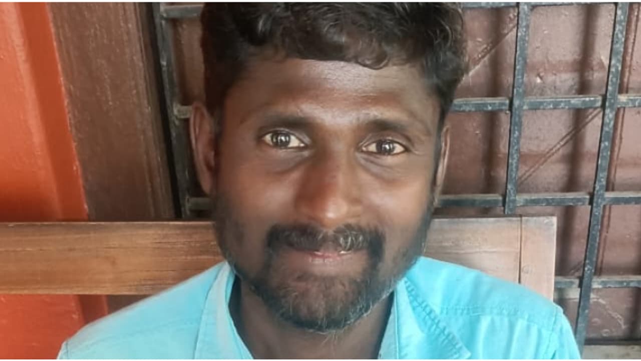 ആലപ്പുഴയിൽ രാത്രി അയൽവാസിയായ സ്ത്രിയെ വീട്ടിൽ കയറി പീഡിപ്പിക്കാൻ ശ്രമിച്ച പ്രതിക്ക് ശിക്ഷ, 2 വർഷം കഠിന തടവ് ആലപ്പുഴയിൽ രാത്രി അയൽവാസിയായ സ്ത്രിയെ വീട്ടിൽ കയറി പീഡിപ്പിക്കാൻ ശ്രമിച്ച പ്രതിക്ക് ശിക്ഷ, 2 വർഷം കഠിന തടവ്