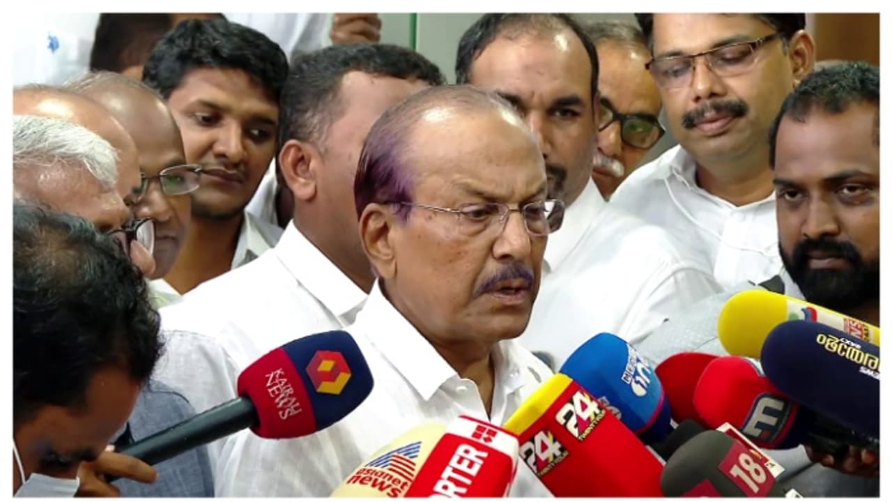 'ഉമർ ഫൈസി പറഞ്ഞത് സമൂഹത്തിൽ സ്പർധ വളർത്തുന്നത്, കാര്യങ്ങൾ കൈവിട്ടുപോകുന്ന സ്ഥിതി ഉണ്ടാകരുത്': കുഞ്ഞാലിക്കുട്ടി