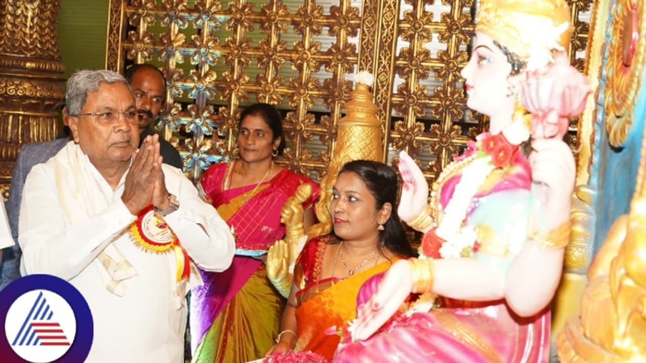 ಯಾವ ಭಾಷೆಗೂ ಇಲ್ಲದ ಕಾವಲು ಸಮಿತಿಯನ್ನು ಕನ್ನಡಕ್ಕೆ ರಚಿಸಿ ಅಧ್ಯಕ್ಷರಾಗಿದ್ದ ಸಿದ್ದರಾಮಯ್ಯ!