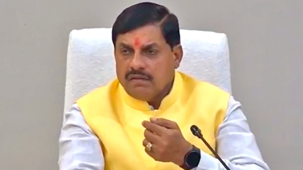 Mohan Yadav took an emergency meeting regarding the recent death of elephants in Umaria district