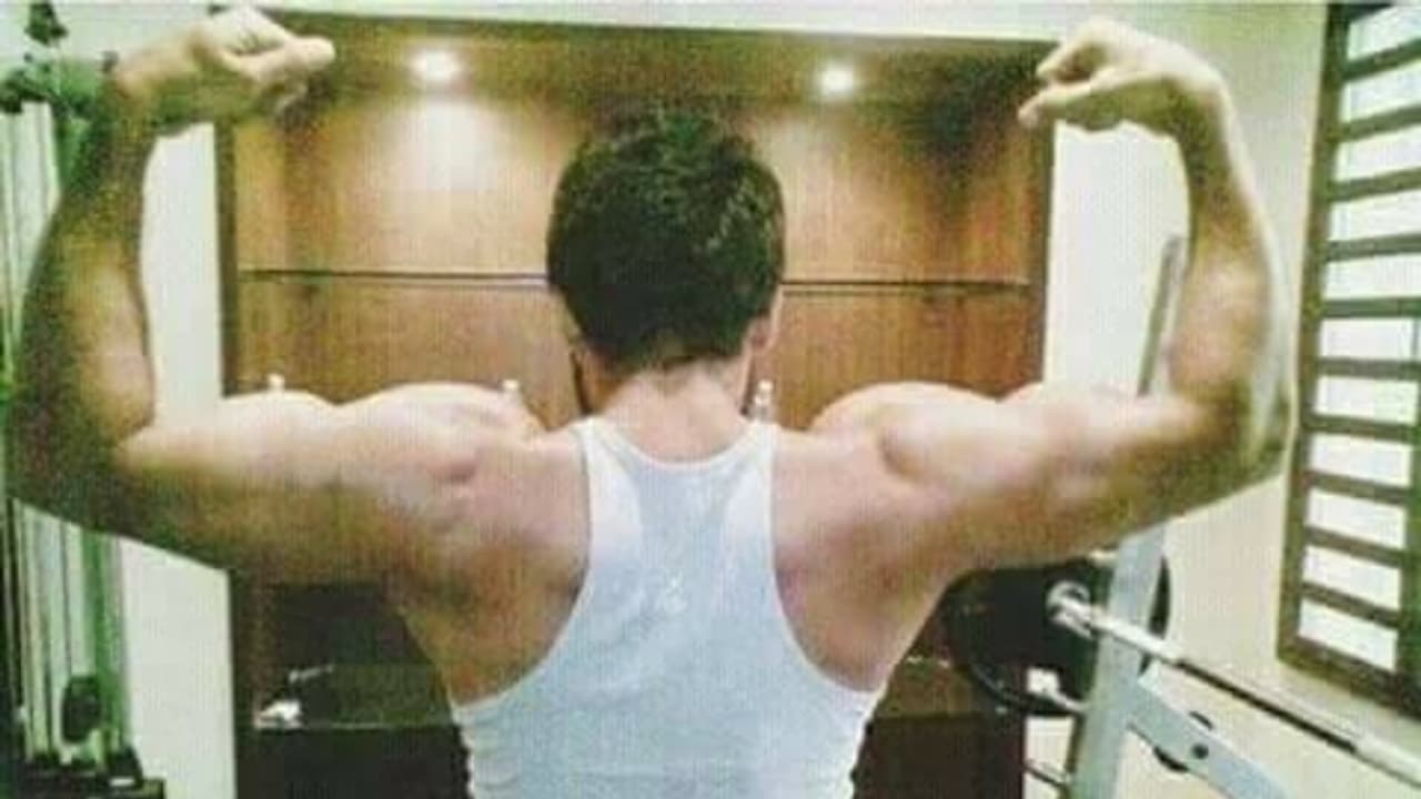 കടം 25,000 രൂപ, അതുവീട്ടാൻ സിനിമയിലെത്തി, ഇന്നൊരു പടത്തിന് പ്രതിഫലം 35 കോടി; ഇതൊരു സൂപ്പർതാര കഥ 