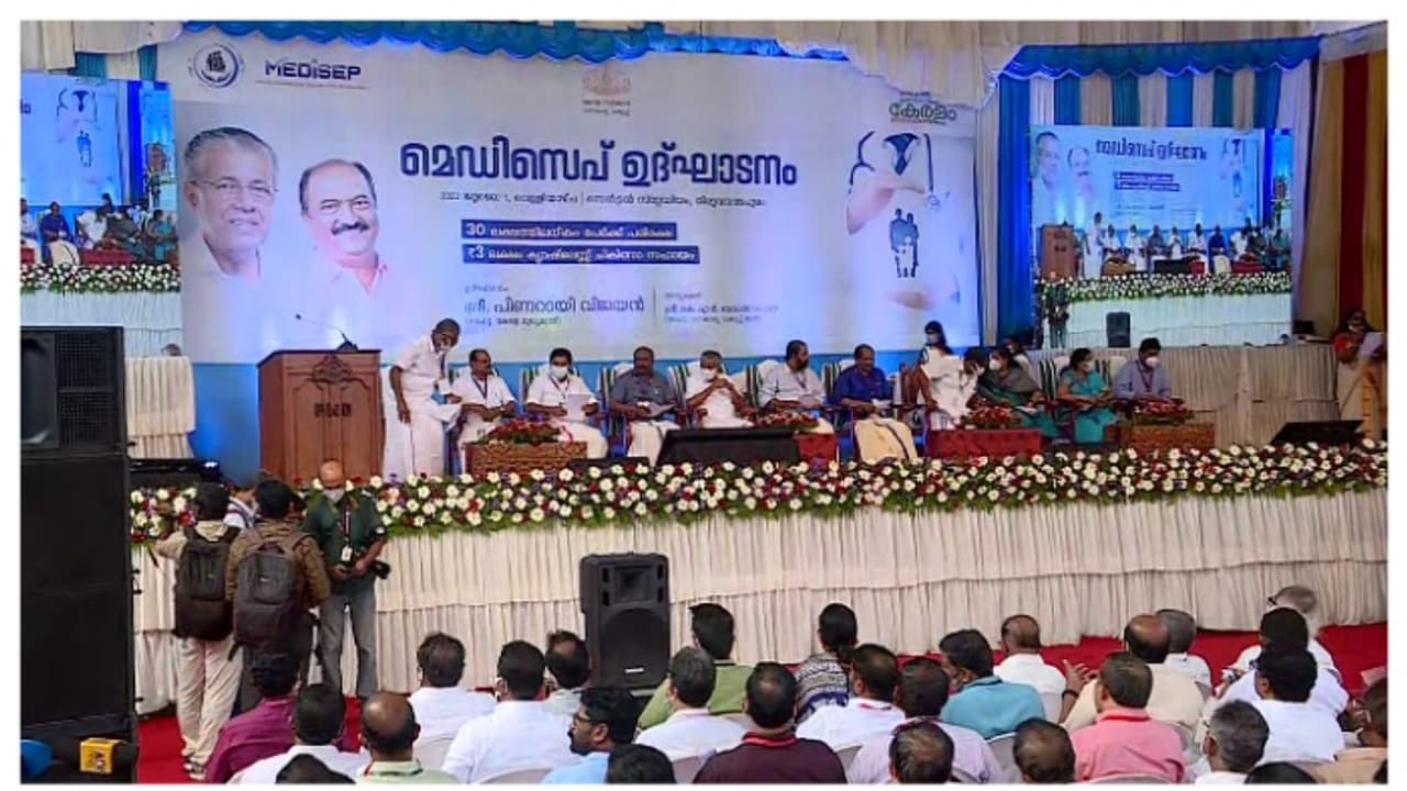 സർക്കാർ ജീവനക്കാരുടെ ആരോഗ്യ സുരക്ഷാപദ്ധതി മെഡിസെപ്പ് പൊളിച്ചു പണിയും; രണ്ടാം ഘട്ടത്തിനായി വിദഗ്ധ സമിതി സർക്കാർ ജീവനക്കാരുടെ ആരോഗ്യ സുരക്ഷാപദ്ധതി മെഡിസെപ്പ് പൊളിച്ചു പണിയും; രണ്ടാം ഘട്ടത്തിനായി വിദഗ്ധ സമിതി