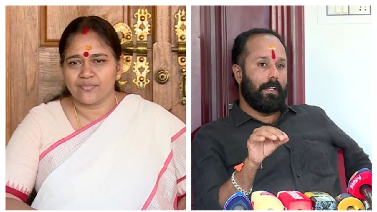 തിരൂര് സതീഷ് സിപിഎമ്മിന്റെ ടൂള്, പറയുന്നത് സതീഷെങ്കിലും പ്രവർത്തിക്കുന്നത് എകെജി സെന്റർ: ശോഭ സുരേന്ദ്രന് തിരൂര് സതീഷ് സിപിഎമ്മിന്റെ ടൂള്, പറയുന്നത് സതീഷെങ്കിലും പ്രവർത്തിക്കുന്നത് എകെജി സെന്റർ: ശോഭ സുരേന്ദ്രന്