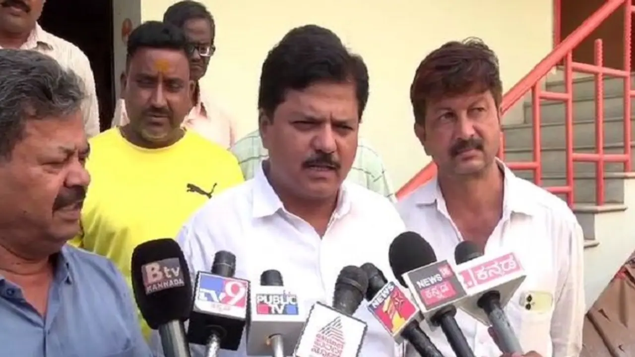 ವಿಜಯೇಂದ್ರ ಬಗ್ಗೆ ಮಾತಾಡಿದ್ರೆ ಯತ್ನಾಳ್‌ಗೆ ಪೊರಕೆ ಸೇವೆ ಮಾಡಲು ಹೆಣ್ಮಕ್ಕಳು ರೆಡಿ: ಮಾಡಾಳ್ ಮಲ್ಲಿಕಾರ್ಜುನ 