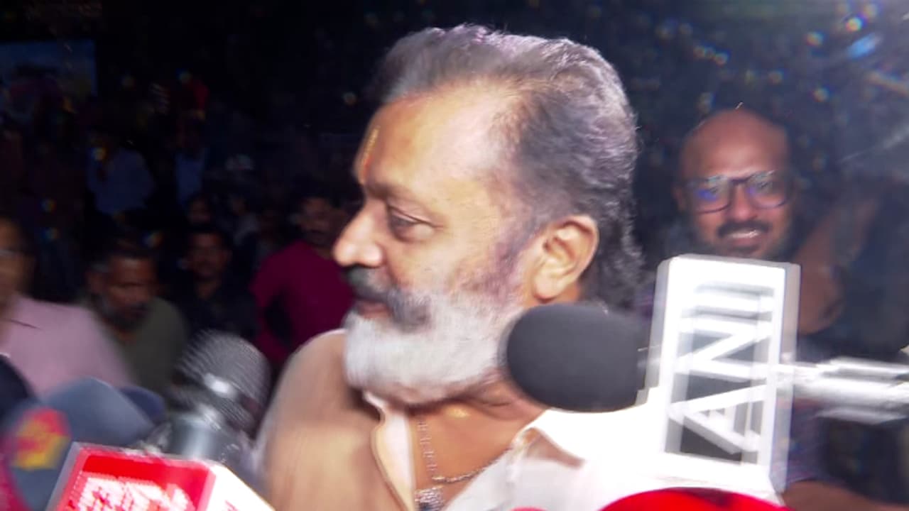 വരും വരും വരും..., കെ റെയിലുമായി ബന്ധപ്പെട്ട് ചോദ്യത്തോട് പ്രതികരിച്ച് സുരേഷ് ഗോപി