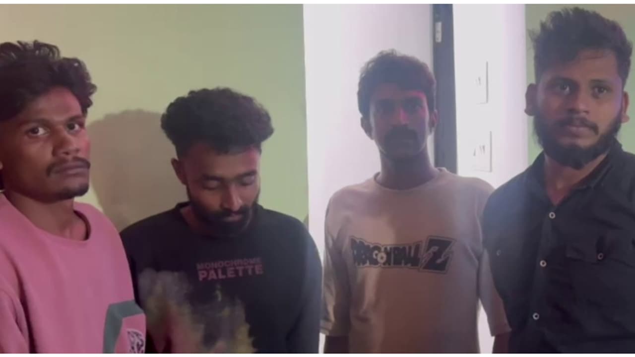 തൃശൂരിൽ ലഹരി വേട്ട; എം.ഡി.എം.എയും കഞ്ചാവുമായി നാല് യുവാക്കൾ പിടിയിൽ തൃശൂരിൽ ലഹരി വേട്ട; എം.ഡി.എം.എയും കഞ്ചാവുമായി നാല് യുവാക്കൾ പിടിയിൽ