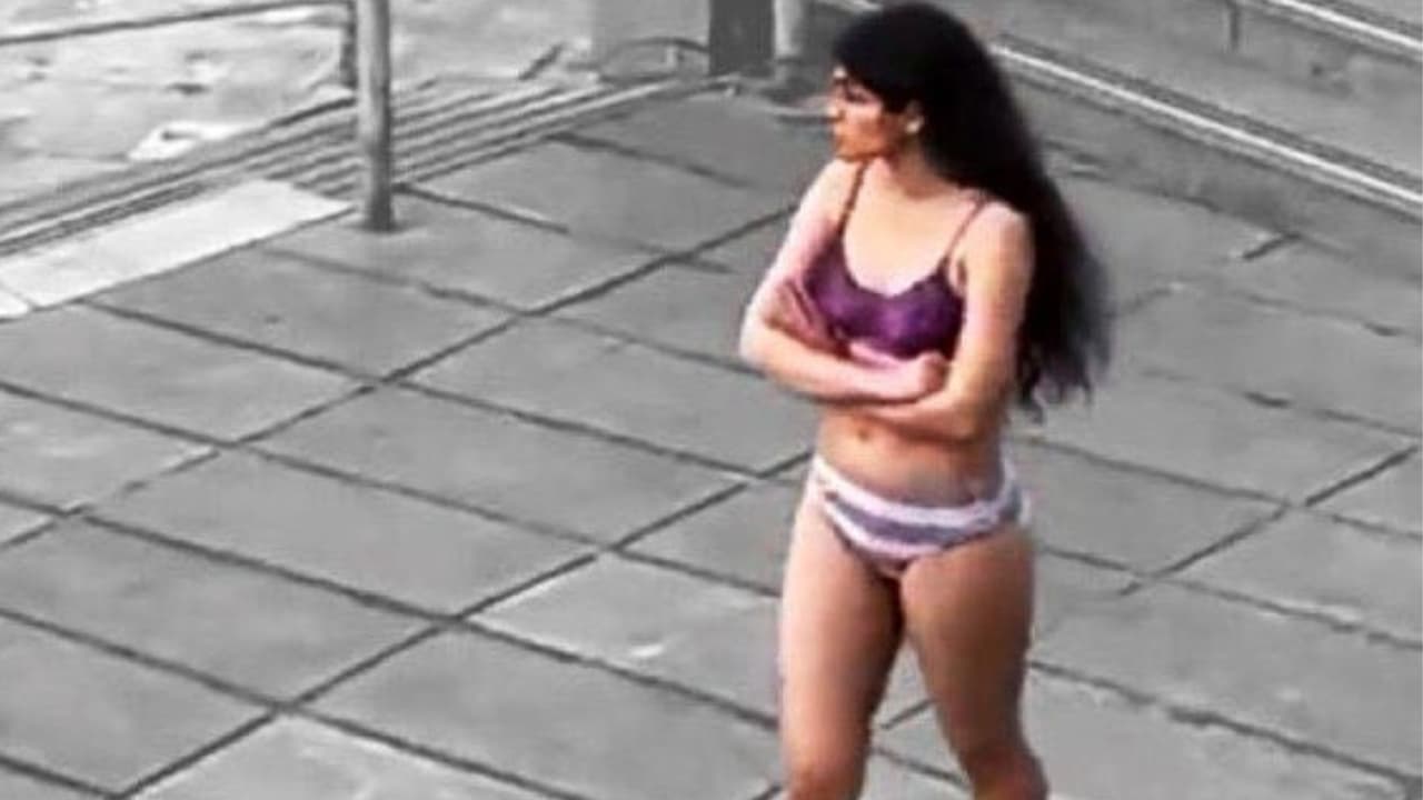 'ക്യാമ്പസിൽ വിദ്യാർഥിനി അർധന​ഗ്നയായി നടന്നത് അസന്മാർ​ഗികം, ശരിഅത്തിന് നിരക്കാത്ത നടപടി'; വിശദീകരണവുമായി ഇറാൻ