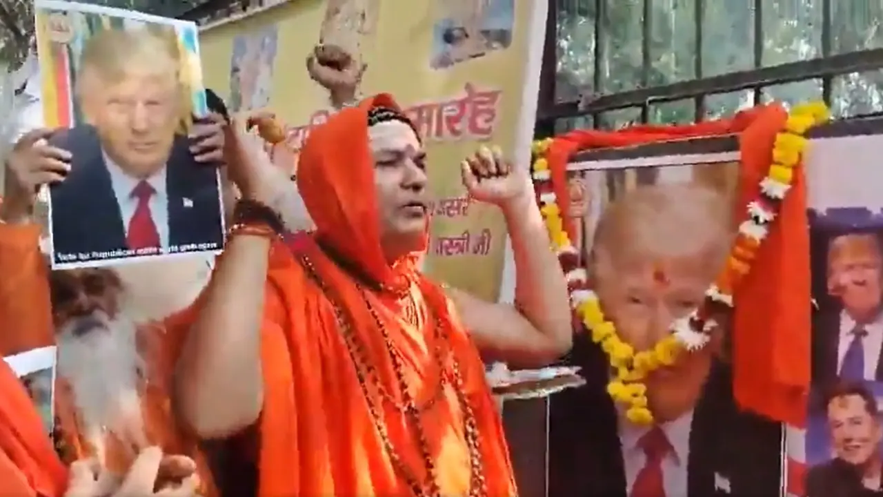 US elections: Hindu priests in Delhi hold hawan for Donald Trump's victory against Kamala Harris (WATCH)