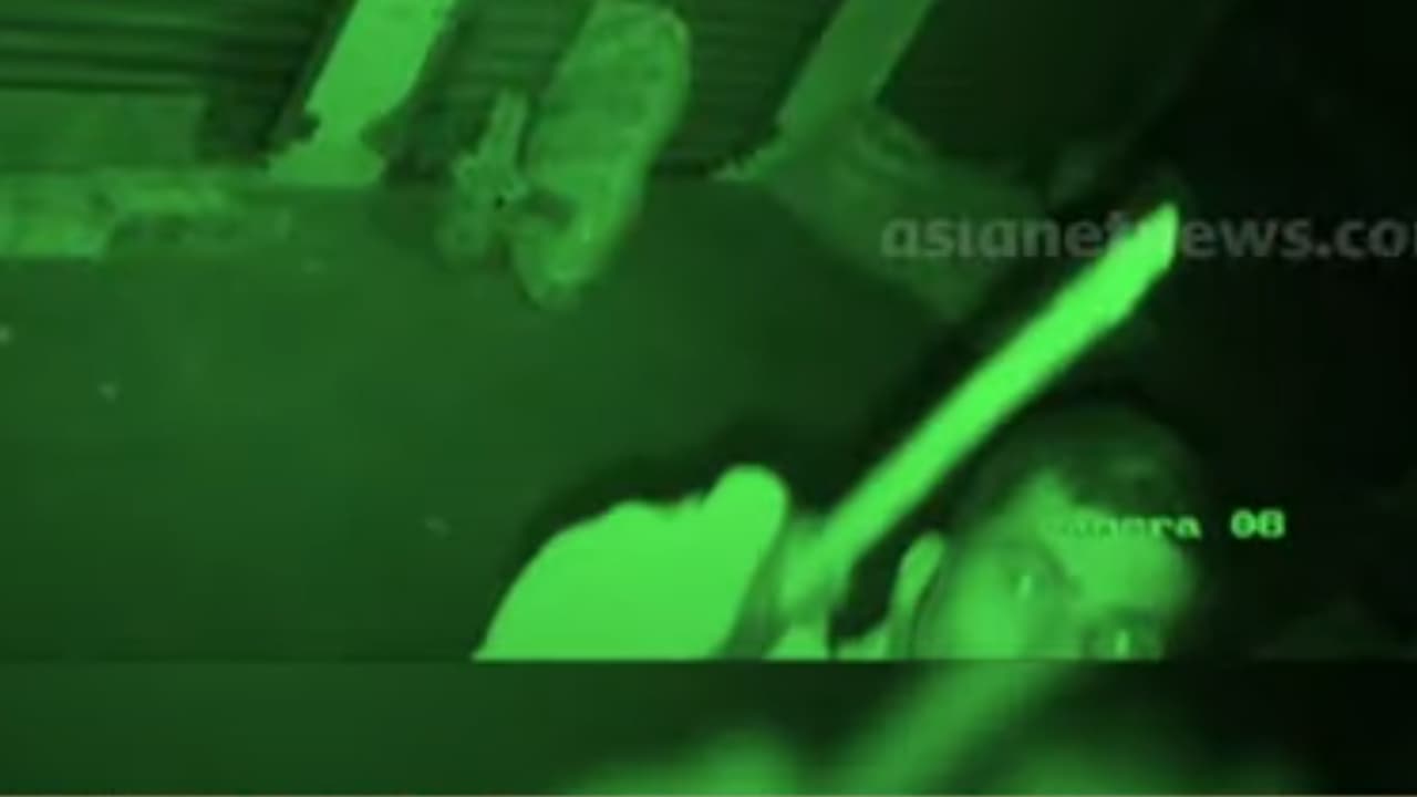 ചായക്കടയും ചെരുപ്പുകടയും മുതൽ ലോട്ടറി സ്റ്റാള് വരെ; ഒറ്റ രാത്രിയിലെ മോഷ്ടാക്കളുടെ വിലസൽ; ഉറക്കം പോയി വടകരക്കാർ ചായക്കടയും ചെരുപ്പുകടയും മുതൽ ലോട്ടറി സ്റ്റാള് വരെ; ഒറ്റ രാത്രിയിലെ മോഷ്ടാക്കളുടെ വിലസൽ; ഉറക്കം പോയി വടകരക്കാർ