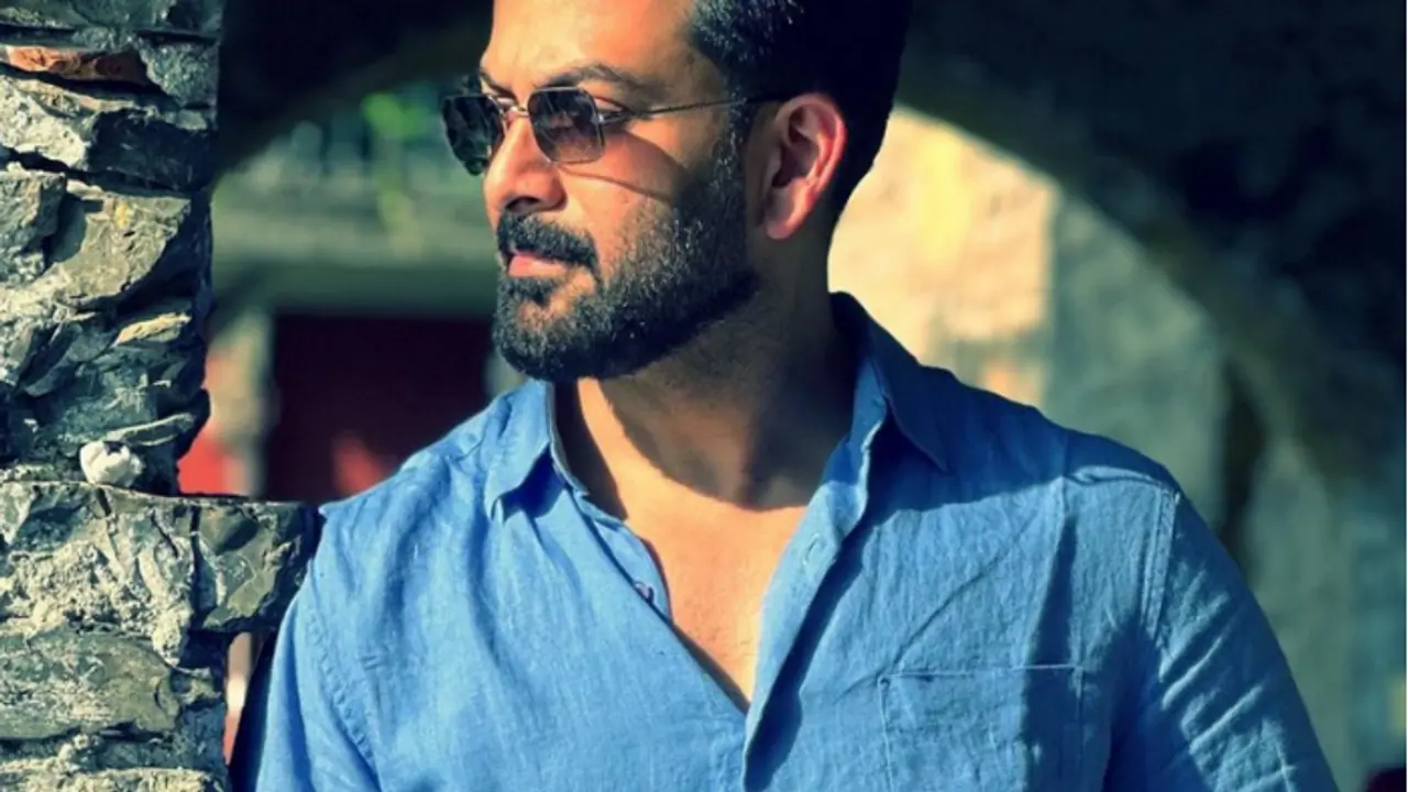 ആദ്യവരവിൽ 600 കോടി, ആ പൃഥ്വിരാജ് പടം റി റിലീസിന് റെക്കോർഡ് ഇടുമെന്ന് പ്രവചനം! ഇതുവരെ വിറ്റത് 23700 ടിക്കറ്റ് ആദ്യവരവിൽ 600 കോടി, ആ പൃഥ്വിരാജ് പടം റി റിലീസിന് റെക്കോർഡ് ഇടുമെന്ന് പ്രവചനം! ഇതുവരെ വിറ്റത് 23700 ടിക്കറ്റ്