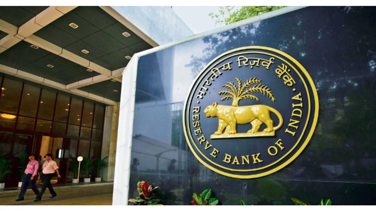 ಬಡ್ಡಿ ದರ ಇಳಿಕೆಗೆ 5 ವರ್ಷದಲ್ಲೇ ಮೊದಲ ಬಾರಿ ಆರ್‌ಬಿಐ ಅಸ್ತು