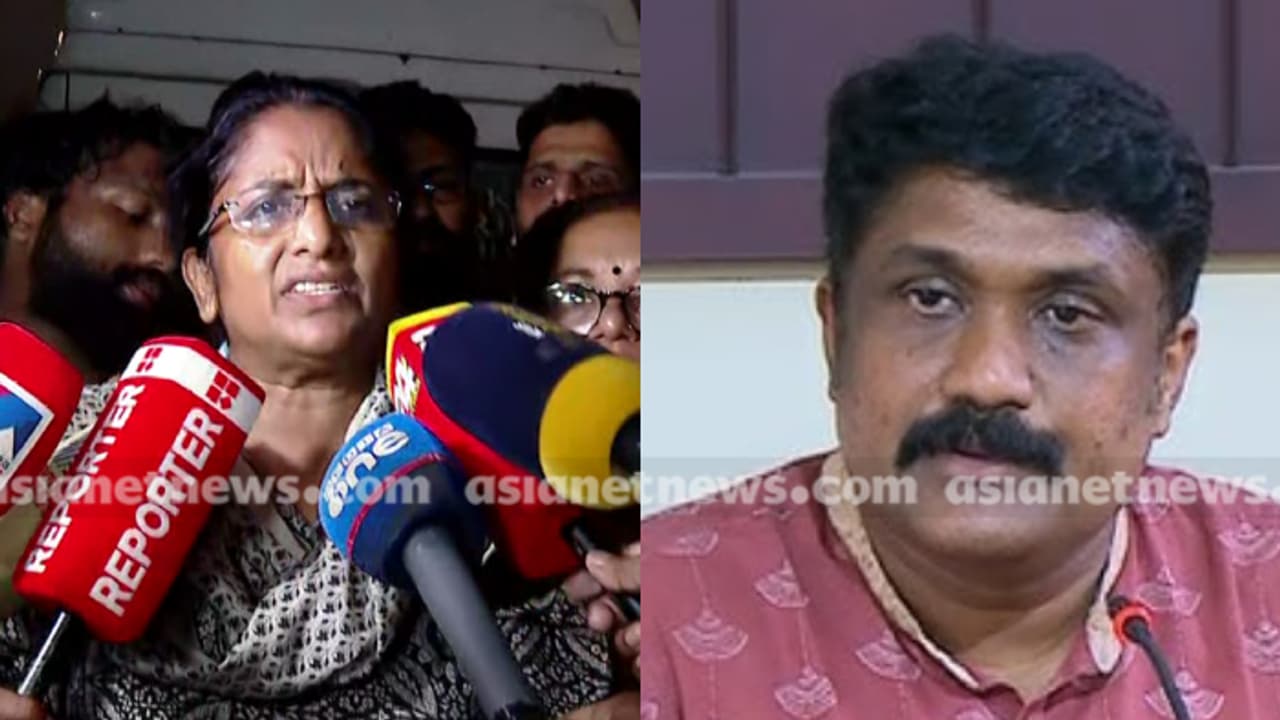 ഷാനിമോൾ ഉസ്മാൻ്റെ മുറി തുറക്കാതെ സംഘർഷമുണ്ടാക്കിയത് കോൺഗ്രസെന്ന് എഎ റഹീം; അന്വേഷണം വേണമെന്ന് ആവശ്യം ഷാനിമോൾ ഉസ്മാൻ്റെ മുറി തുറക്കാതെ സംഘർഷമുണ്ടാക്കിയത് കോൺഗ്രസെന്ന് എഎ റഹീം; അന്വേഷണം വേണമെന്ന് ആവശ്യം