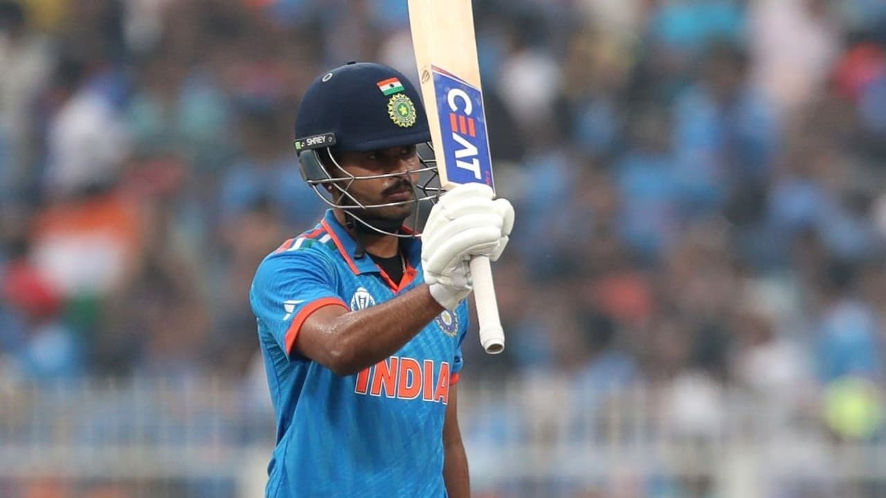 10 സിക്‌സുകള്‍, ടി20 ശൈലി സെഞ്ചുറിയുമായി ശ്രേയസ്, അതും ഏകദിനത്തില്‍! കര്‍ണാടകക്കെതിരെ മുംബൈക്ക് വന്‍ സ്‌കോര്‍