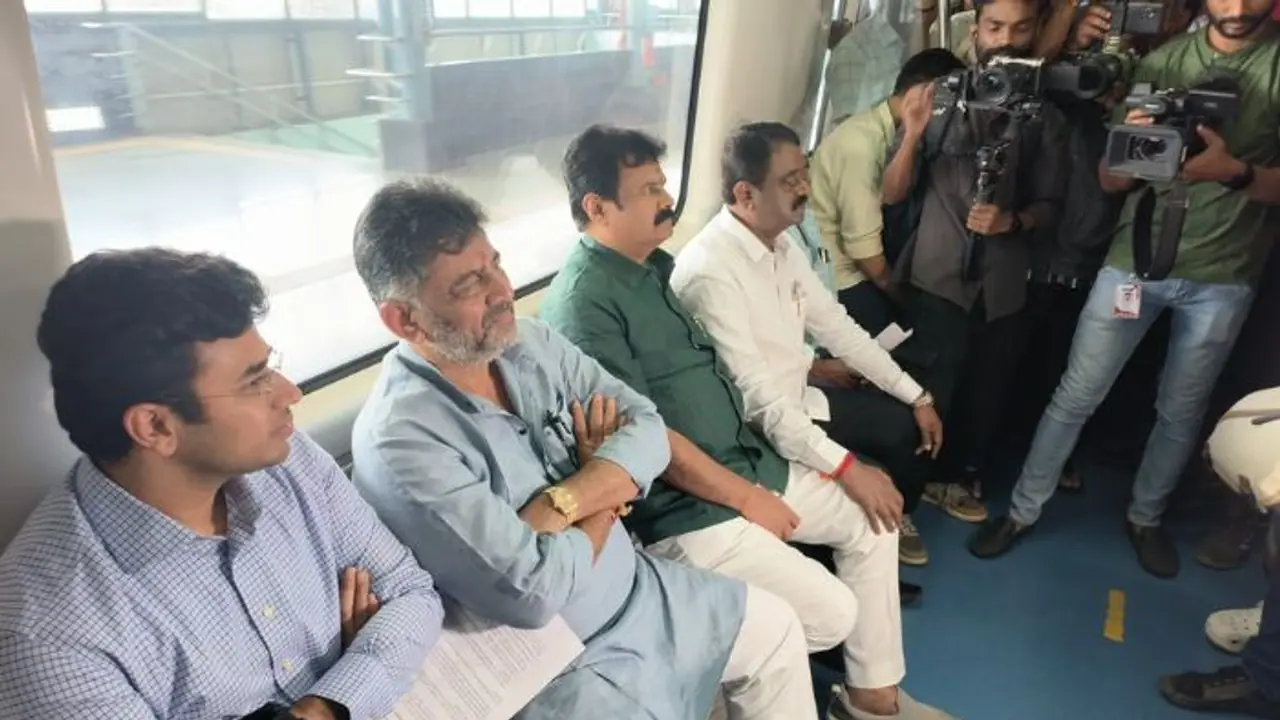 ರಾಜ್ಯ ಸರ್ಕಾರ ನಮ್ಮ ಮೆಟ್ರೋ ದರ ಹೆಚ್ಚಳಕ್ಕೆ ಪತ್ರ ಬರೆದಂತೆ, ಈಗ ತಗ್ಗಿಸಲು ಪತ್ರ ಬರೆಯಲಿ; ಸಂಸದ ತೇಜಸ್ವಿ ಸೂರ್ಯ