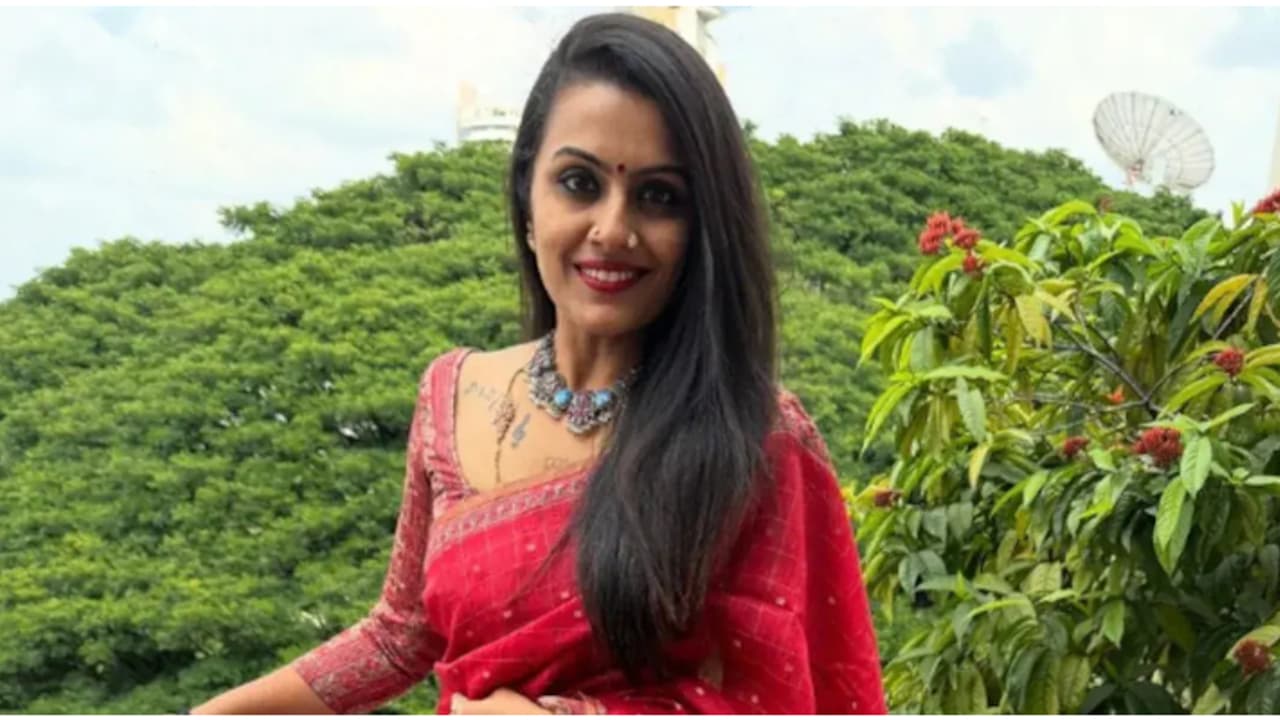 മാട്രിമോണിയൽ സൈറ്റുകൾ പറ്റിയ്ക്കുന്നോ? ഭാരത് മാട്രിമോണിയിലെ സബ്സ്ക്രിപ്ഷനിൽ വിവാഹിതയുടെ ഫോട്ടോ, വിവാദം