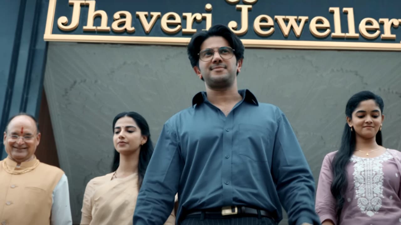 ലക്കടിച്ച ദുൽഖർ, നേടിയത് 100 കോടിയിലധികം; 'ലക്കി ഭാസ്കർ' ഇനി ഒടിടിയിൽ ലക്കടിച്ച ദുൽഖർ, നേടിയത് 100 കോടിയിലധികം; 'ലക്കി ഭാസ്കർ' ഇനി ഒടിടിയിൽ