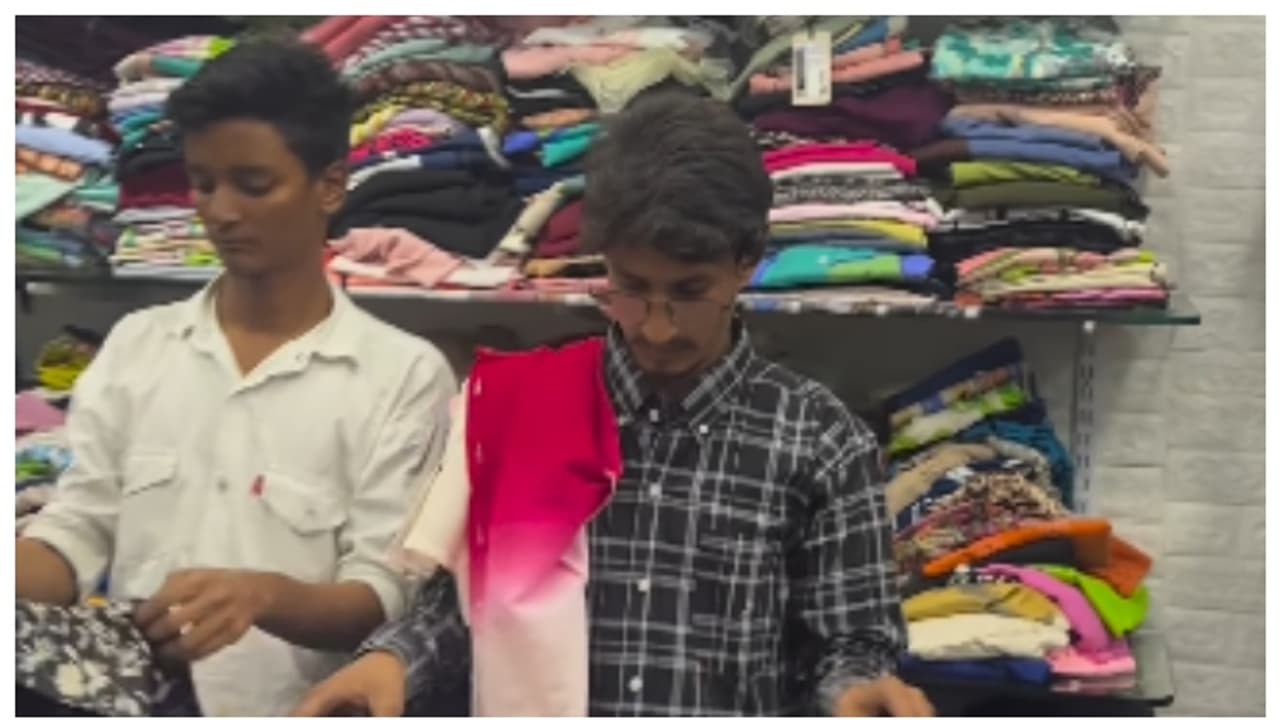 'അമ്മയുടെ അനിഷ്ടമോ, അച്ഛൻ സമ്മതിക്കാത്തതോ'; കാരണമെന്തായാലും വിറ്റ സാധനം തിരിച്ചെടുക്കില്ല; വീഡിയോ വൈറൽ 