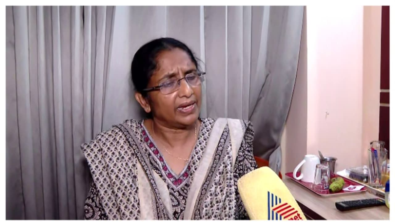 'വിവാദ പരാമർശങ്ങളടക്കം പിൻവലിച്ചില്ലെങ്കിൽ നിയമനടപടി നേരിടേണ്ടി വരും': ഷാനിമോൾ ഉസ്മാൻ ന്യൂസ് അവറിൽ 'വിവാദ പരാമർശങ്ങളടക്കം പിൻവലിച്ചില്ലെങ്കിൽ നിയമനടപടി നേരിടേണ്ടി വരും': ഷാനിമോൾ ഉസ്മാൻ ന്യൂസ് അവറിൽ