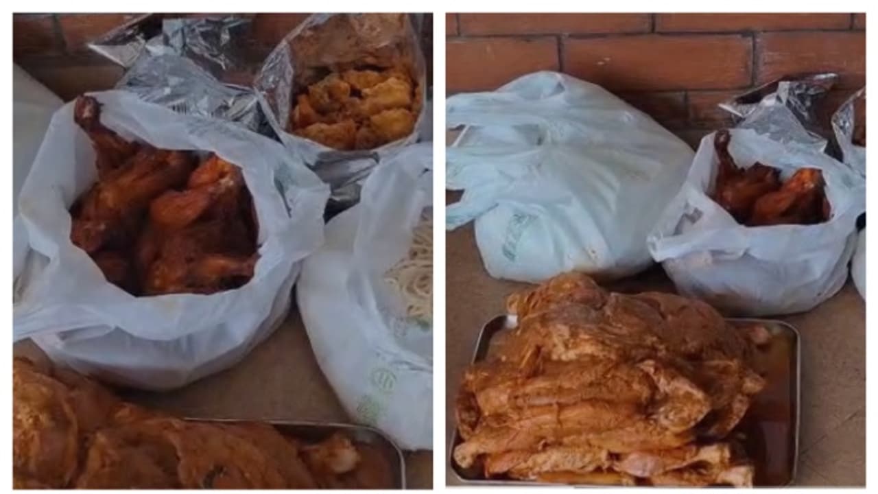ദിവസങ്ങൾ പഴക്കമുള്ള ചിക്കനും ബീഫും നൂഡിൽസും; തൃക്കാക്കരയിലെ ഹോട്ടലുകളിൽ നിന്ന് പഴകിയ ഭക്ഷണം പിടിച്ചെടുത്തു ദിവസങ്ങൾ പഴക്കമുള്ള ചിക്കനും ബീഫും നൂഡിൽസും; തൃക്കാക്കരയിലെ ഹോട്ടലുകളിൽ നിന്ന് പഴകിയ ഭക്ഷണം പിടിച്ചെടുത്തു
