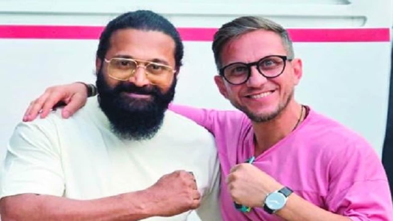 ಆರ್ಆರ್ಆರ್ ಖ್ಯಾತಿಯ ಟೊಡರ್ ಸಾಥ್: ಕಾಂತಾರ ಚಾಪ್ಟರ್ 1 ಚಿತ್ರಕ್ಕೆ ಸತತ 60 ದಿನ ಶೂಟಿಂಗ್! ಆರ್ಆರ್ಆರ್ ಖ್ಯಾತಿಯ ಟೊಡರ್ ಸಾಥ್: ಕಾಂತಾರ ಚಾಪ್ಟರ್ 1 ಚಿತ್ರಕ್ಕೆ ಸತತ 60 ದಿನ ಶೂಟಿಂಗ್!