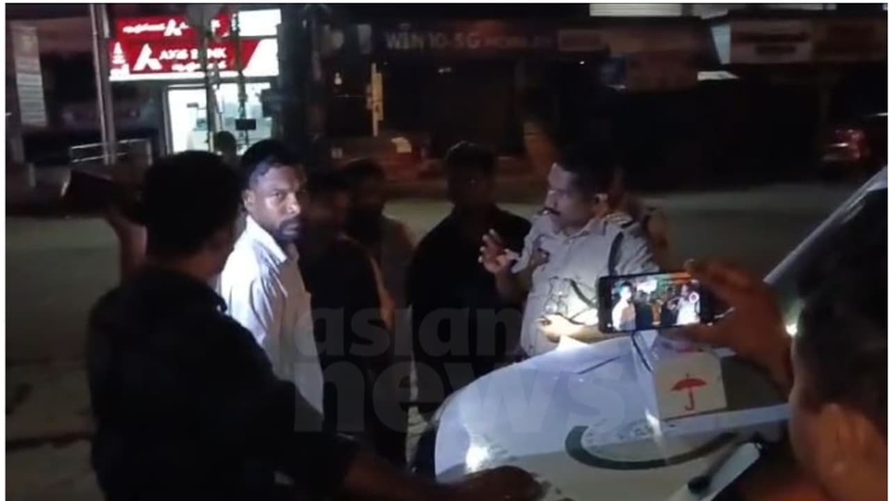 പാക്കറ്റുകളിലാക്കി എംഡിഎംഎ; ഇടപാടുകാരെ കാത്ത് നിൽക്കുന്നതിനിടെ പിടികൂടി പൊലീസ്