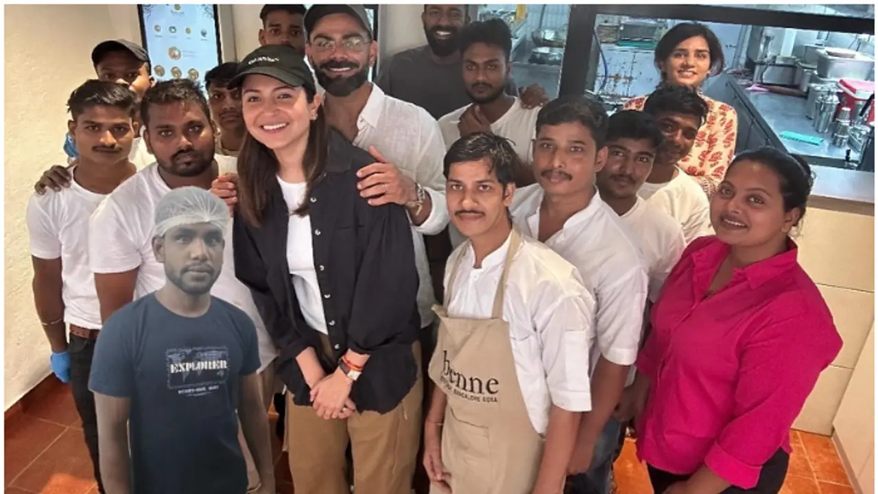 Virat Kohli, Anushka Sharma's adorable picture from dosa cafe goes VIRAL [PHOTOS]