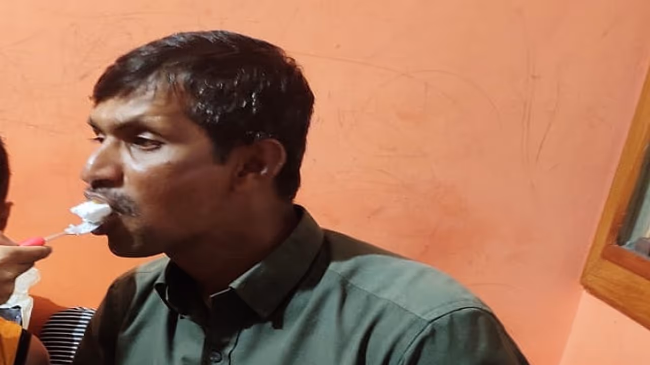 ಶಿವಮೊಗ್ಗ: ಅಧಿಕಾರಿಗಳ ಭ್ರಷ್ಟಾಚಾರಕ್ಕೆ ಜೀವ ತೆತ್ತ ಮೆಸ್ಕಾಂ ನೌಕರ, ಎಕ್ಸ್‌ಕ್ಲೂಸಿವ್‌ ಆಡಿಯೋ ಸುವರ್ಣ ನ್ಯೂಸ್‌ಗೆ ಲಭ್ಯ!