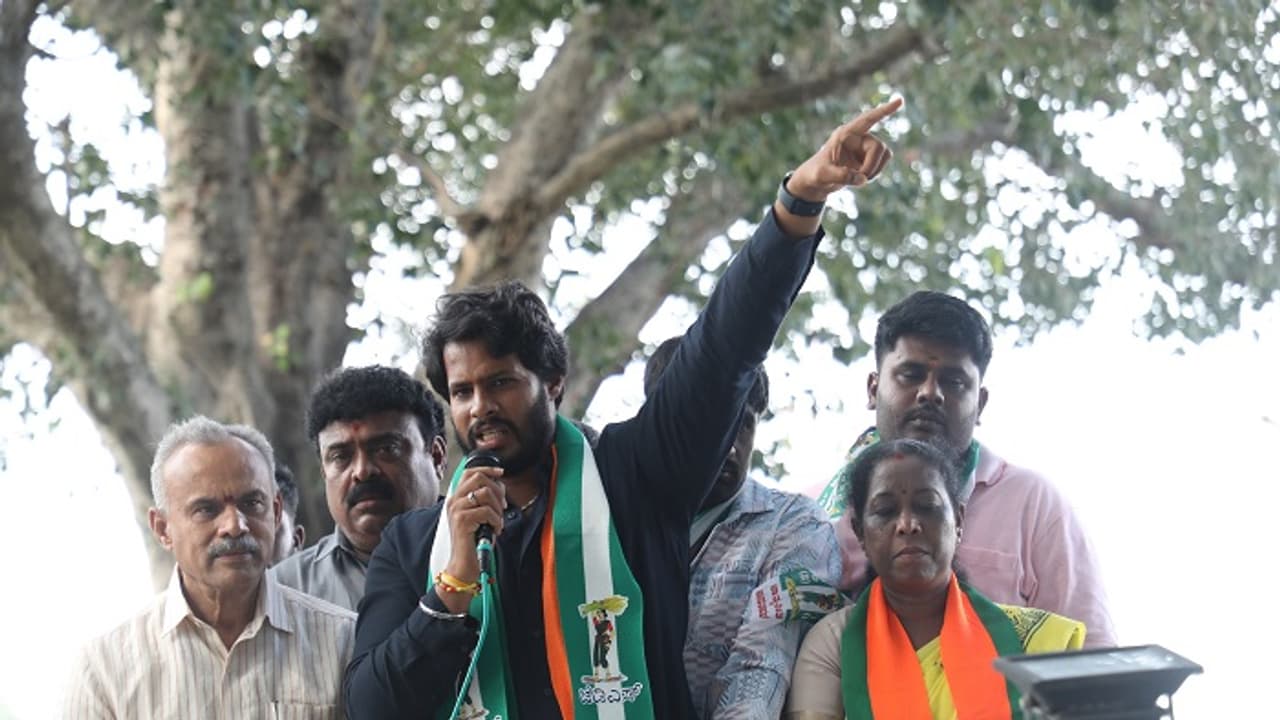 ಚನ್ನಪಟ್ಟಣ ಉಪಚುನಾವಣೆ: ಕಾಂಗ್ರೆಸ್‌ ಸರ್ಕಾರದ ವಿರುದ್ಧ ಹರಿಹಾಯ್ದ ನಿಖಿಲ್ ಕುಮಾರಸ್ವಾಮಿ