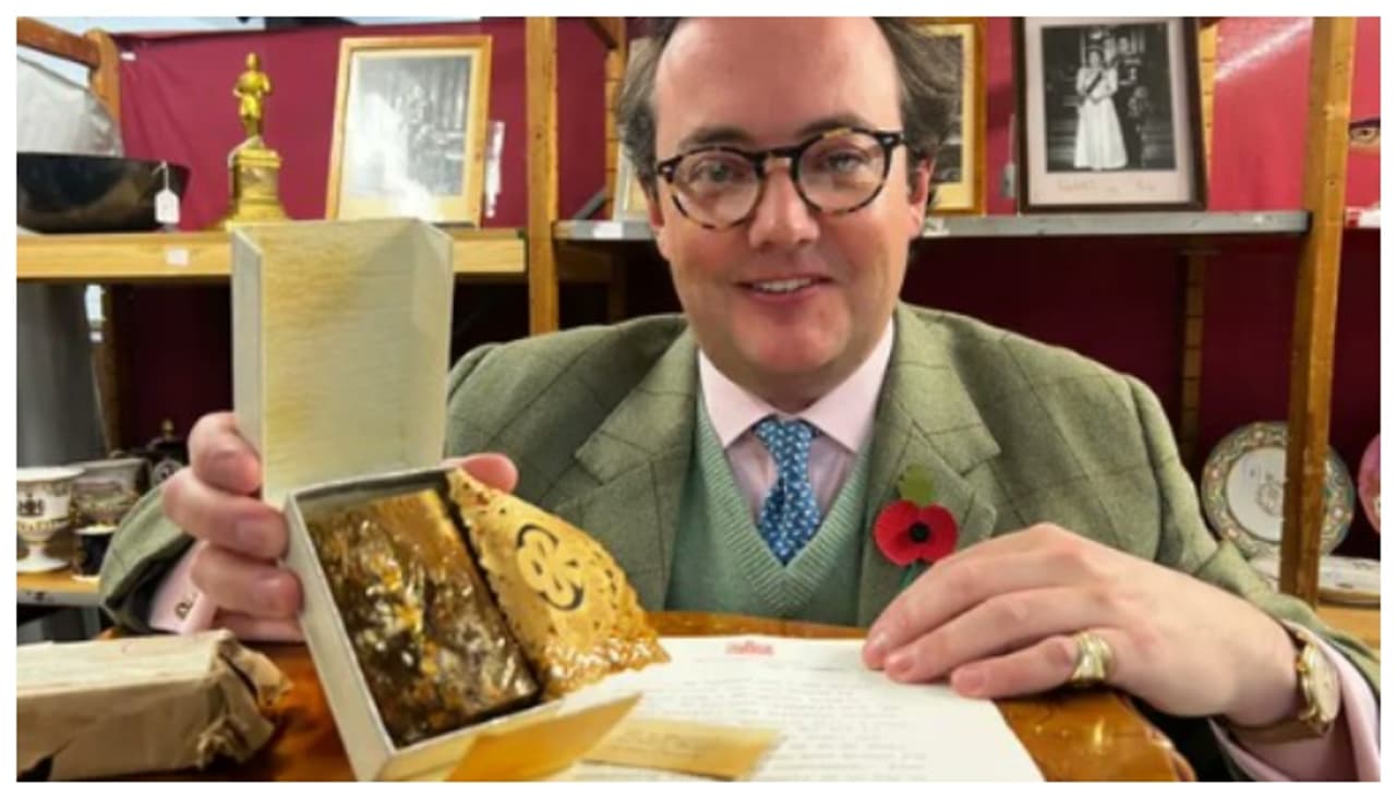 77 വർഷം പഴക്കം, എലിസബത്ത് രാജ്ഞിയുടെ വിവാഹകേക്കിലെ ഒരു കഷ്ണം 2 ലക്ഷം രൂപയ്ക്ക് ലേലത്തില് വിറ്റു 77 വർഷം പഴക്കം, എലിസബത്ത് രാജ്ഞിയുടെ വിവാഹകേക്കിലെ ഒരു കഷ്ണം 2 ലക്ഷം രൂപയ്ക്ക് ലേലത്തില് വിറ്റു