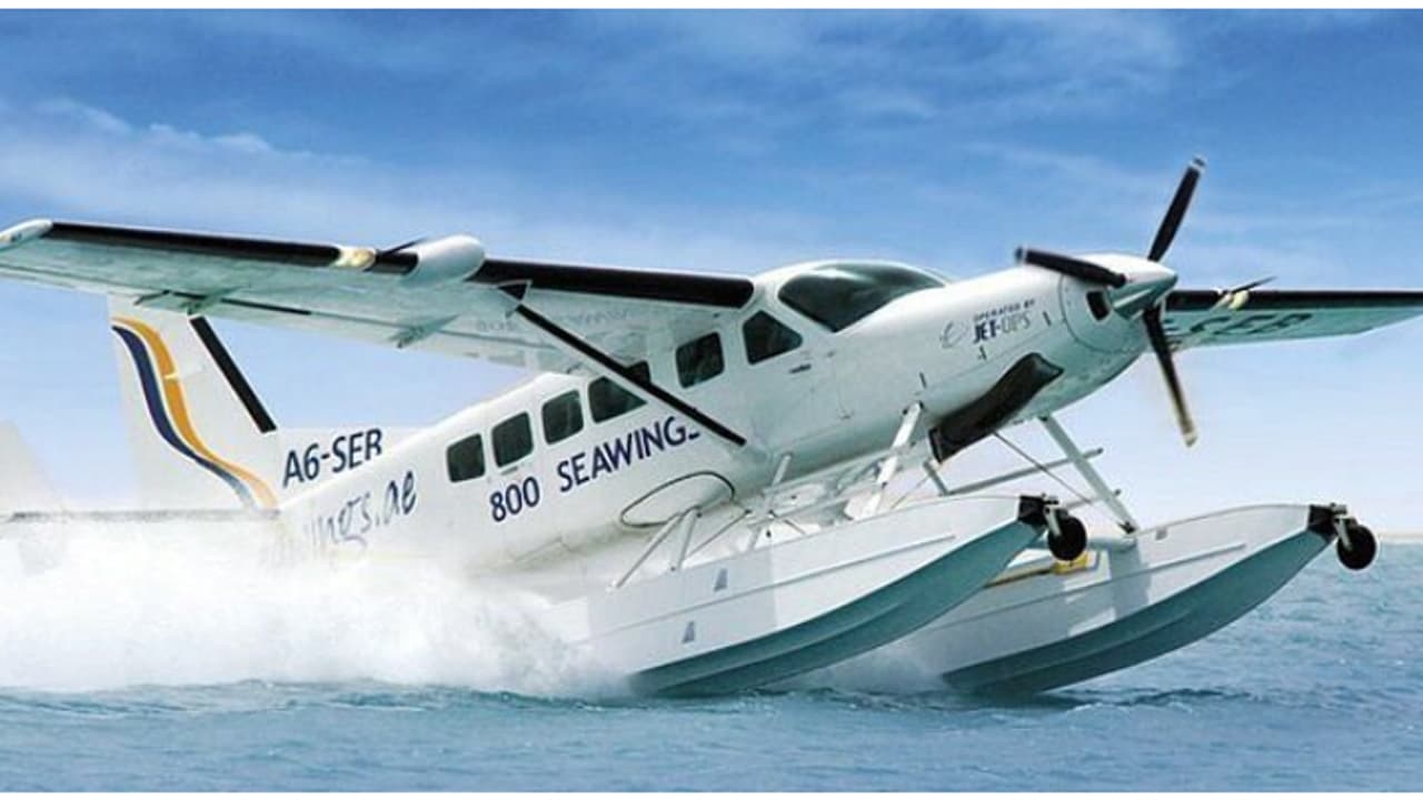 9 പേരെ വഹിക്കാം, അതും ഒരുപോലെ കരയിലും വെള്ളത്തിലും; 'ആംഫീബിയൻ വിമാനം' നമ്മുടെ കൊച്ചിയിലേക്ക്, വമ്പൻ പദ്ധതി 9 പേരെ വഹിക്കാം, അതും ഒരുപോലെ കരയിലും വെള്ളത്തിലും; 'ആംഫീബിയൻ വിമാനം' നമ്മുടെ കൊച്ചിയിലേക്ക്, വമ്പൻ പദ്ധതി