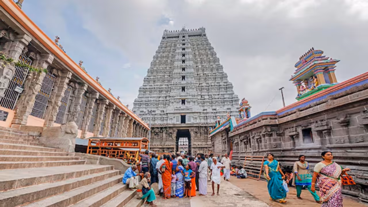 இன்னும் இரண்டே நாள் தான்! திருவண்ணாமலை அண்ணாமலையார் கோவிலில் வேலை! லட்சக்கணக்கில் சம்பளம்!