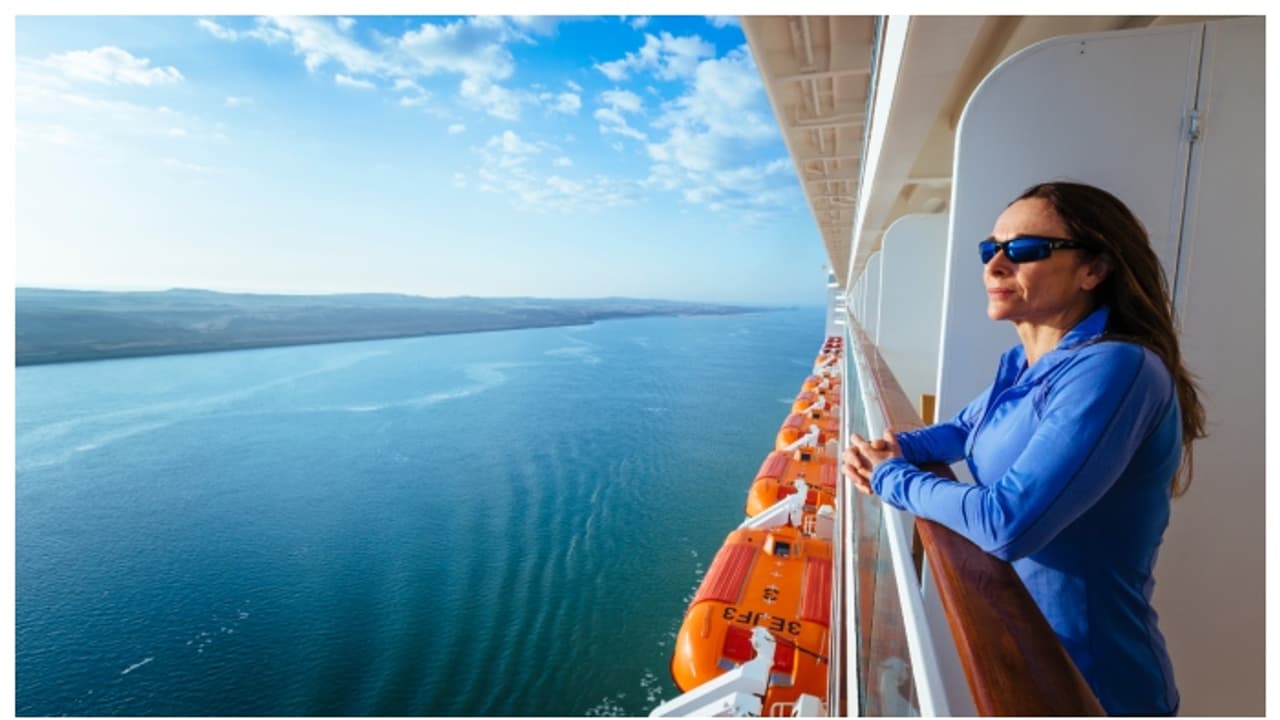 വീട് വിറ്റു, ജോലി രാജിവച്ചു, താമസം തെരുവിലേക്ക് മാറ്റി; എല്ലാം ക്രൂയിസ് കപ്പലില്‍ സഞ്ചരിക്കാൻ, പക്ഷേ 