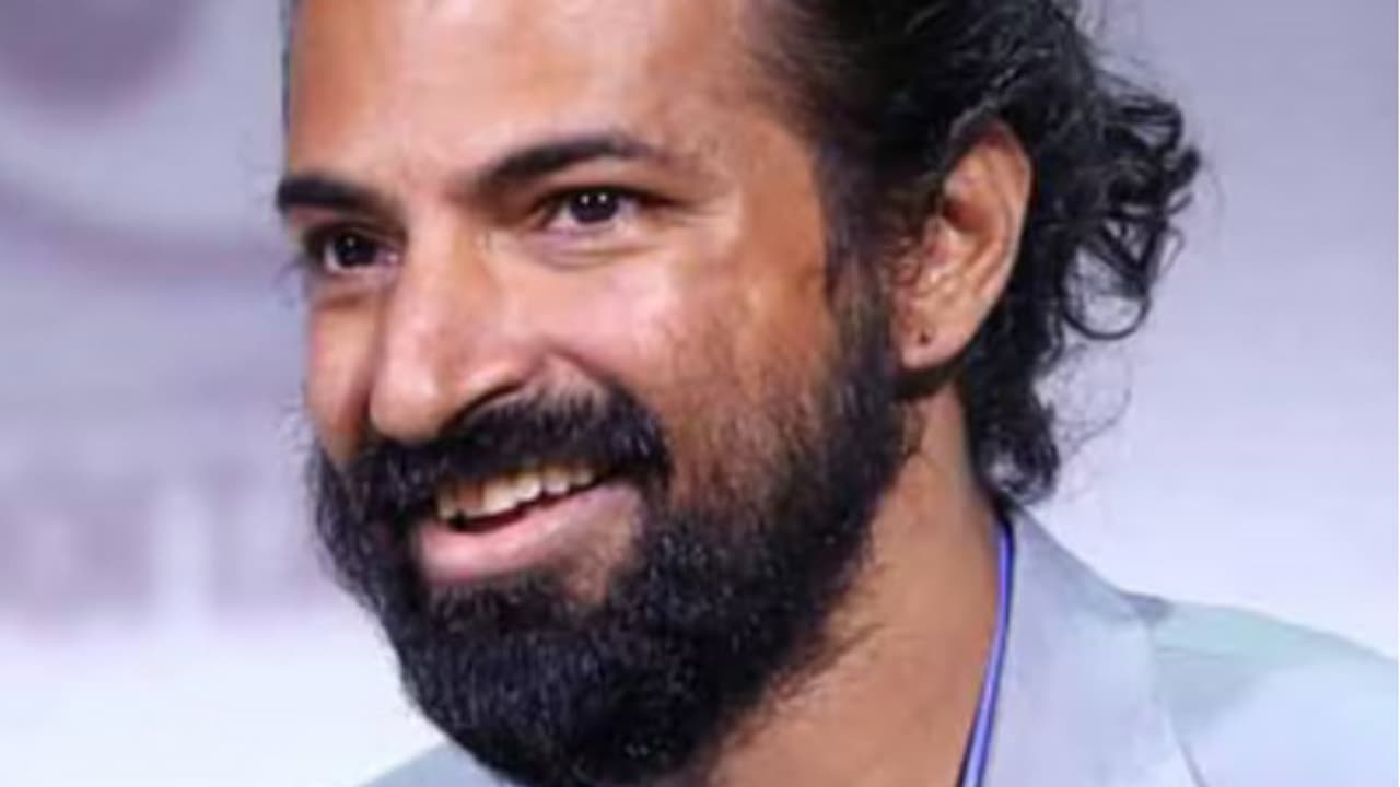 ഇനി ഹിറ്റ് നായികയ്ക്കൊപ്പം കല്ക്കി സംവിധായകൻ, നാഗ് അശ്വിൻ ആ പ്രൊജക്റ്റിന്റെ തിരക്കഥ പൂര്ത്തിയാക്കി ഇനി ഹിറ്റ് നായികയ്ക്കൊപ്പം കല്ക്കി സംവിധായകൻ, നാഗ് അശ്വിൻ ആ പ്രൊജക്റ്റിന്റെ തിരക്കഥ പൂര്ത്തിയാക്കി