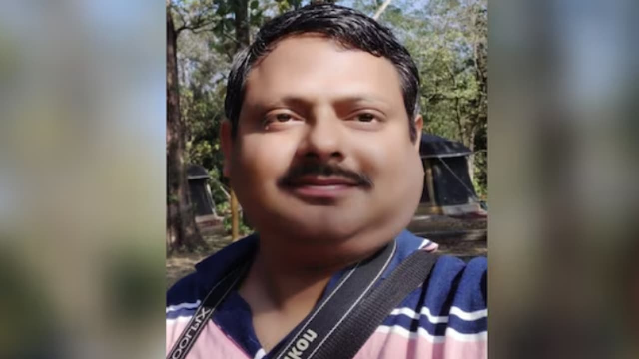 കഴുത്തിൽ ആഴത്തിൽ മുറിവ്, ഉത്തരാഖണ്ഡിലേക്ക് യാത്ര പോയ പ്രൊഫസർ ഹോട്ടൽ മുറിയിൽ മരിച്ച നിലയിൽ കഴുത്തിൽ ആഴത്തിൽ മുറിവ്, ഉത്തരാഖണ്ഡിലേക്ക് യാത്ര പോയ പ്രൊഫസർ ഹോട്ടൽ മുറിയിൽ മരിച്ച നിലയിൽ