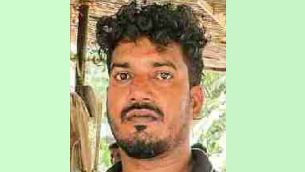 സൈറ്റിലെത്തിയ 'പണിക്കാരൻ', പ്ലംബിങ് സാധനങ്ങൾ ചാക്കിലാക്കി പോയി, എത്തിയത് വ്യാജ നമ്പറിലുള്ള സ്കൂട്ടറിൽ, പിടിയിൽ സൈറ്റിലെത്തിയ 'പണിക്കാരൻ', പ്ലംബിങ് സാധനങ്ങൾ ചാക്കിലാക്കി പോയി, എത്തിയത് വ്യാജ നമ്പറിലുള്ള സ്കൂട്ടറിൽ, പിടിയിൽ