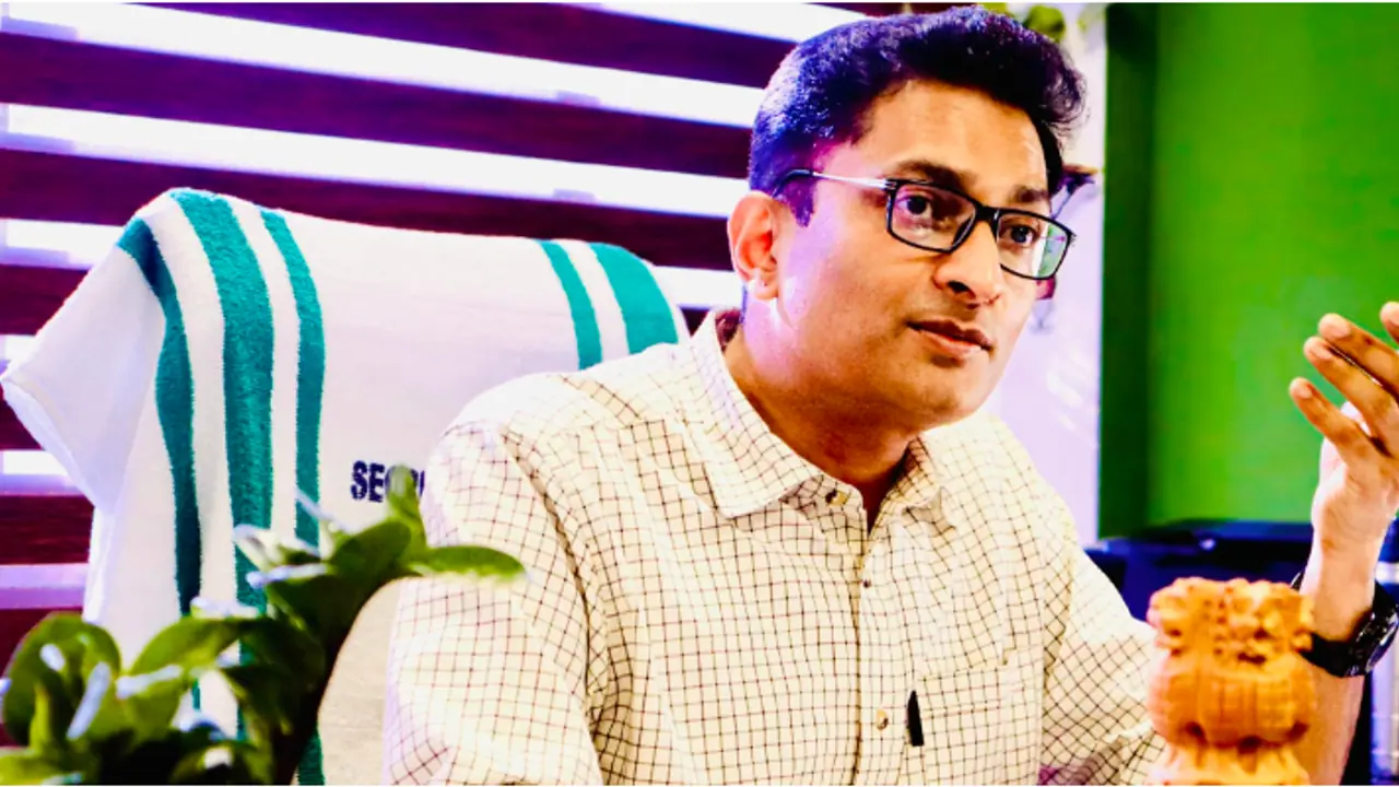 'എന്നെ കുടുക്കാൻ വ്യാജഫയലുണ്ടാക്കി', തെളിവുമായി പ്രശാന്ത് ഐഎഎസ്; ആരോപണം ജയതിലകിനും ഗോപാലകൃഷ്ണനുമെതിരെ 