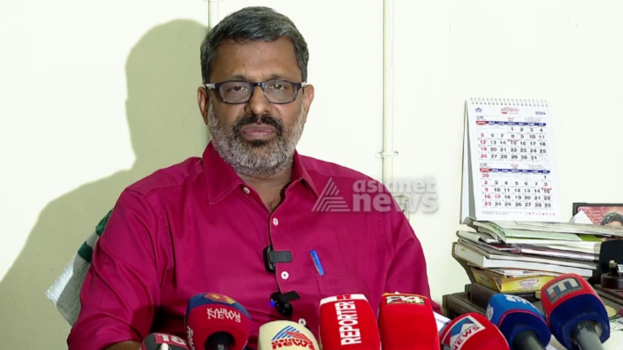 'രാഹുലിന് വോട്ട് ചെയ്യിക്കാൻ വീടുകൾ കയറി ഖുർആനിൽ തൊട്ട് സത്യം ചെയ്യിച്ചു': ആരോപണവുമായി സിപിഎം