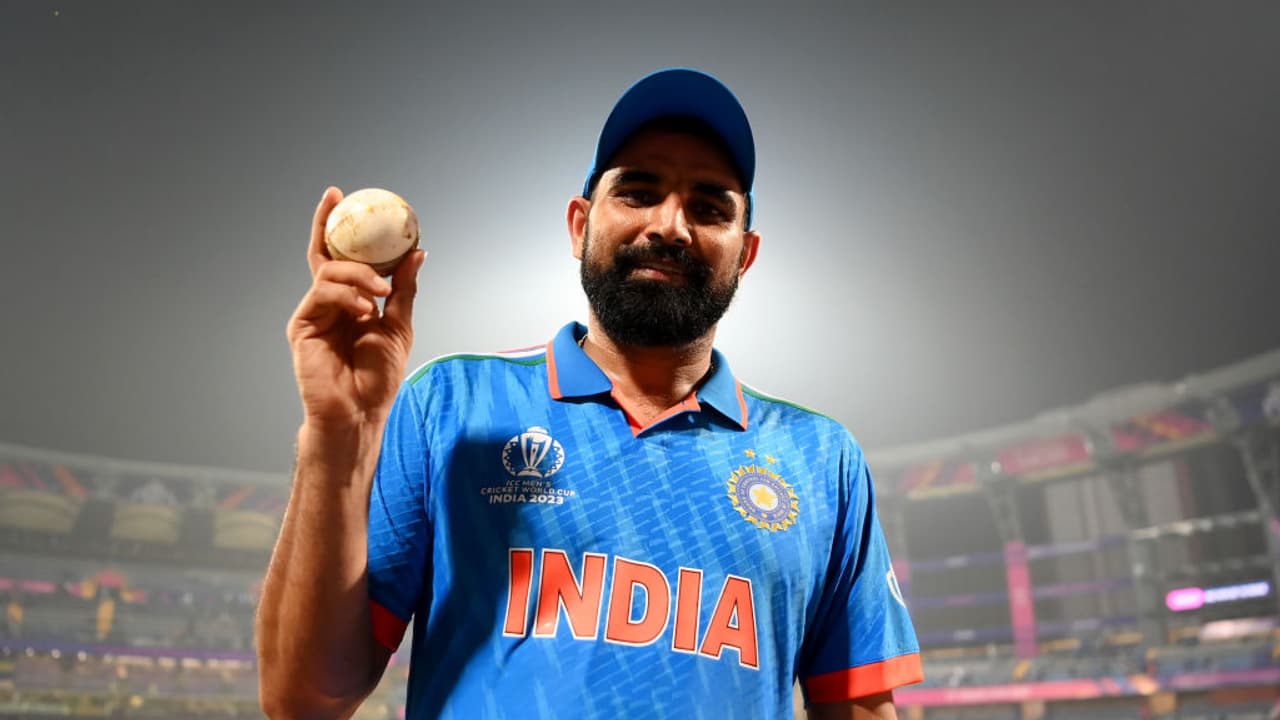 Shami returns for Bengal vs MP Ranji Trophy after 1 year hiatus, fans hope for BGT comeback against Australia Shami returns for Bengal vs MP Ranji Trophy after 1 year hiatus, fans hope for BGT comeback against Australia