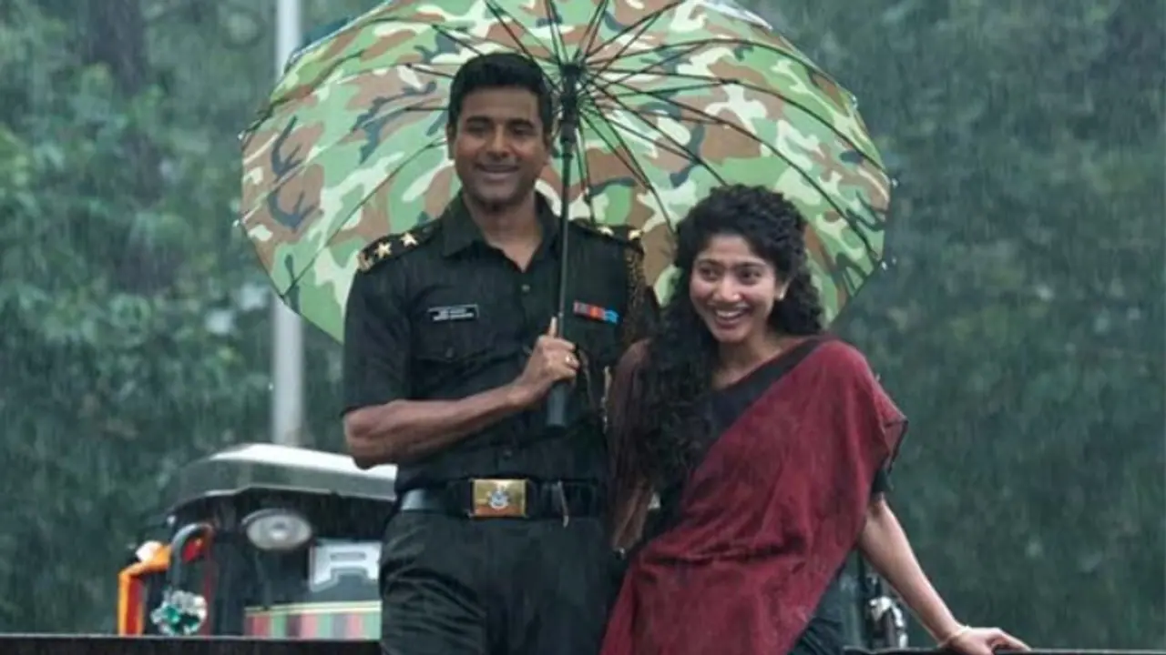 സംഭവിക്കുന്നത് അത്ഭുതം, ഇന്ത്യയില് നിന്നുള്ള കളക്ഷനിലും ഞെട്ടിച്ച് അമരൻ, ആകെ 250 കോടിയില് അധികം സംഭവിക്കുന്നത് അത്ഭുതം, ഇന്ത്യയില് നിന്നുള്ള കളക്ഷനിലും ഞെട്ടിച്ച് അമരൻ, ആകെ 250 കോടിയില് അധികം