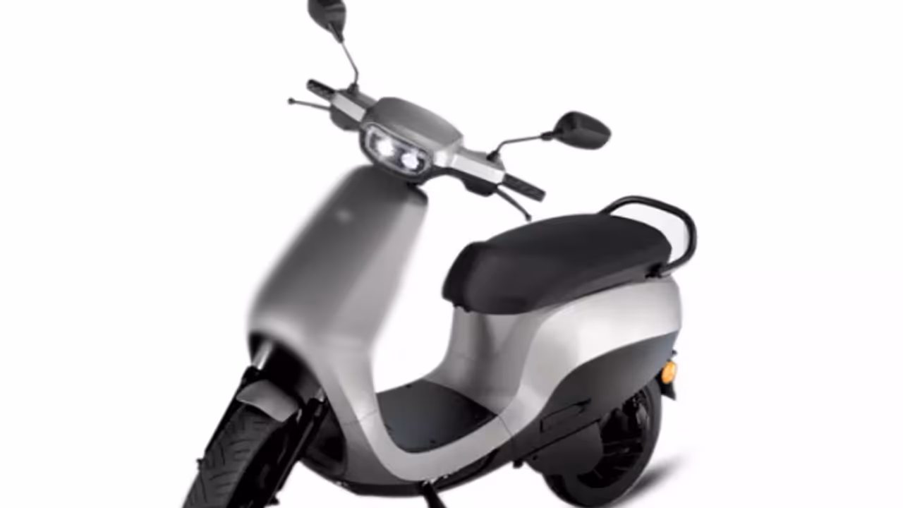 സ്കൂട്ടര് സദാ ഉറക്കം 'യുവര് സ്കൂട്ടര് ഈസ് സ്ലീപ്പിങ്' എന്ന് മെസേജ്, പരാതി കേൾക്കാതെ കമ്പനി, വൻ പിഴ വിധിച്ചു സ്കൂട്ടര് സദാ ഉറക്കം 'യുവര് സ്കൂട്ടര് ഈസ് സ്ലീപ്പിങ്' എന്ന് മെസേജ്, പരാതി കേൾക്കാതെ കമ്പനി, വൻ പിഴ വിധിച്ചു