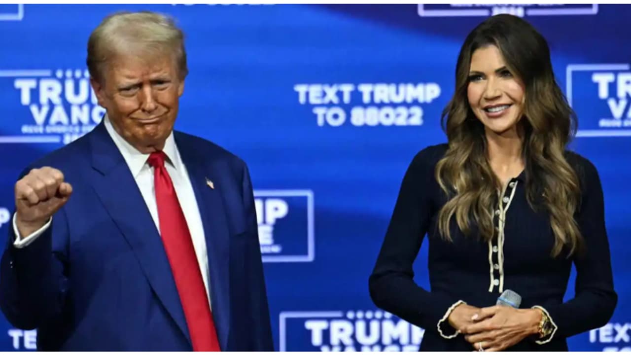 ഹോംലാൻഡ് സെക്യൂരിറ്റി ഡിപ്പാർട്ട്മെന്റ് തലപ്പത്തേക്ക് ക്രിസ്റ്റി നോമെന്ന് റിപ്പോർട്ട്; ട്രംപിന്റെ വിശ്വസ്ത ഹോംലാൻഡ് സെക്യൂരിറ്റി ഡിപ്പാർട്ട്മെന്റ് തലപ്പത്തേക്ക് ക്രിസ്റ്റി നോമെന്ന് റിപ്പോർട്ട്; ട്രംപിന്റെ വിശ്വസ്ത