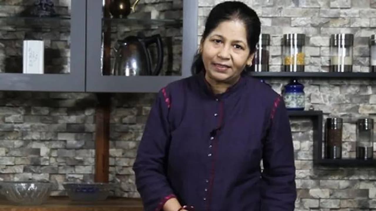 nisha madhulika was suffering from empty nest syndrome nisha madhulika was suffering from empty nest syndrome