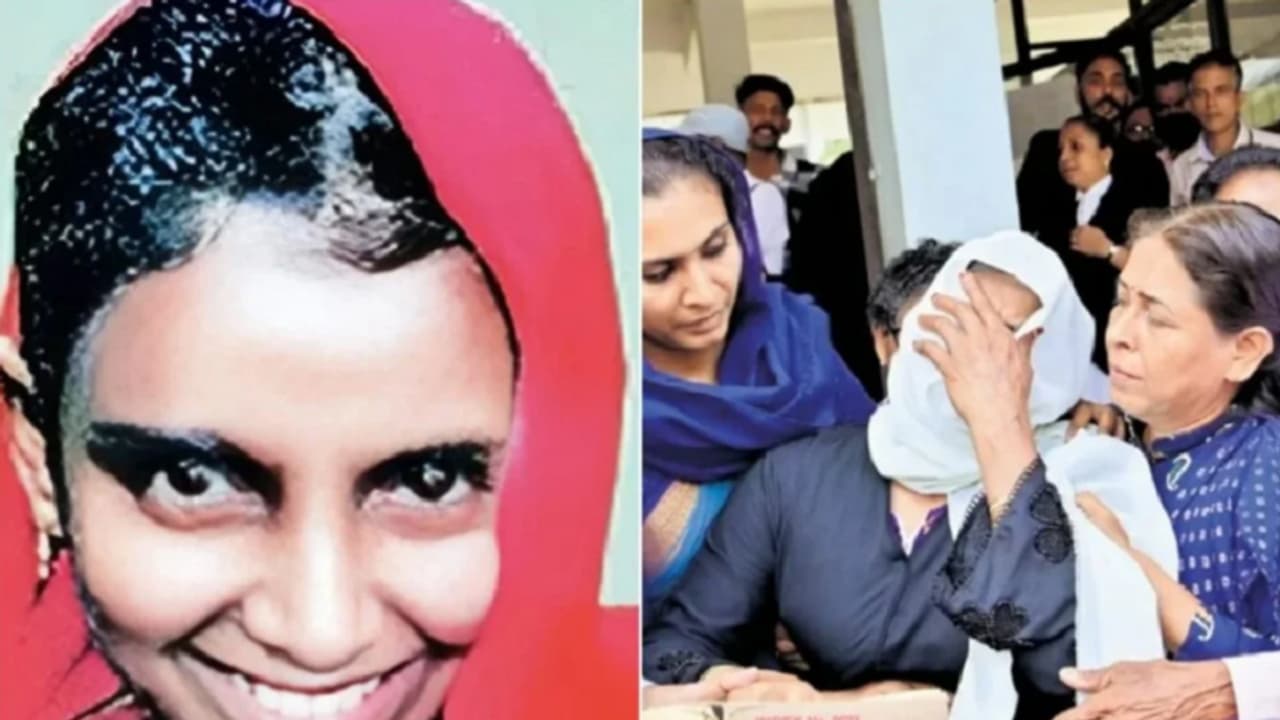 13 ವರ್ಷದ ಬಾಲಕಿಗೆ 18 ವರ್ಷಗಳ ಬಳಿಕ ಅಂತ್ಯ ಸಂಸ್ಕಾರ: ಇಲ್ಲಿದೆ ಕರುಣಾಜನಕ ಕಥೆ! 13 ವರ್ಷದ ಬಾಲಕಿಗೆ 18 ವರ್ಷಗಳ ಬಳಿಕ ಅಂತ್ಯ ಸಂಸ್ಕಾರ: ಇಲ್ಲಿದೆ ಕರುಣಾಜನಕ ಕಥೆ!