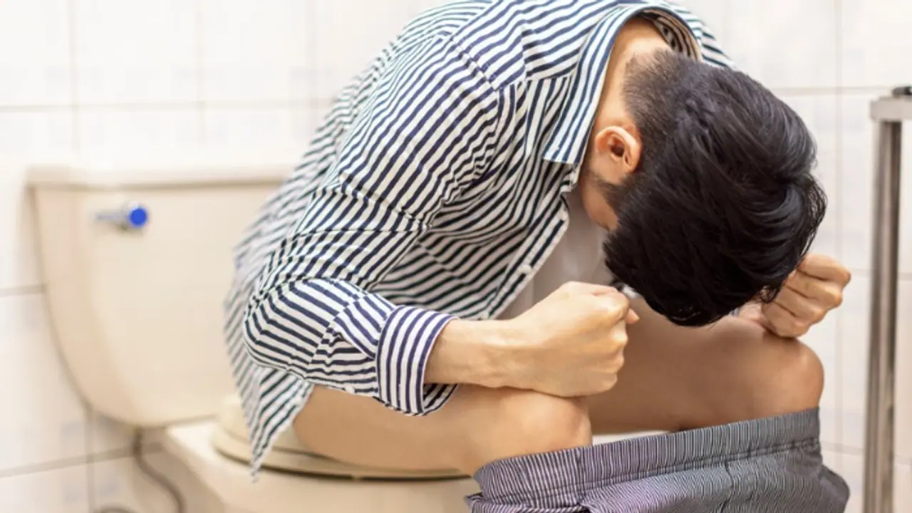 ಮಲಬದ್ಧತೆ ನಿರ್ಲಕ್ಷಿಸಿದರೆ ಕರುಳಿನ ಕ್ಯಾನ್ಸರ್‌ಗೆ ಕಾರಣವಾಗಬಹುದು ಎಚ್ಚರ!