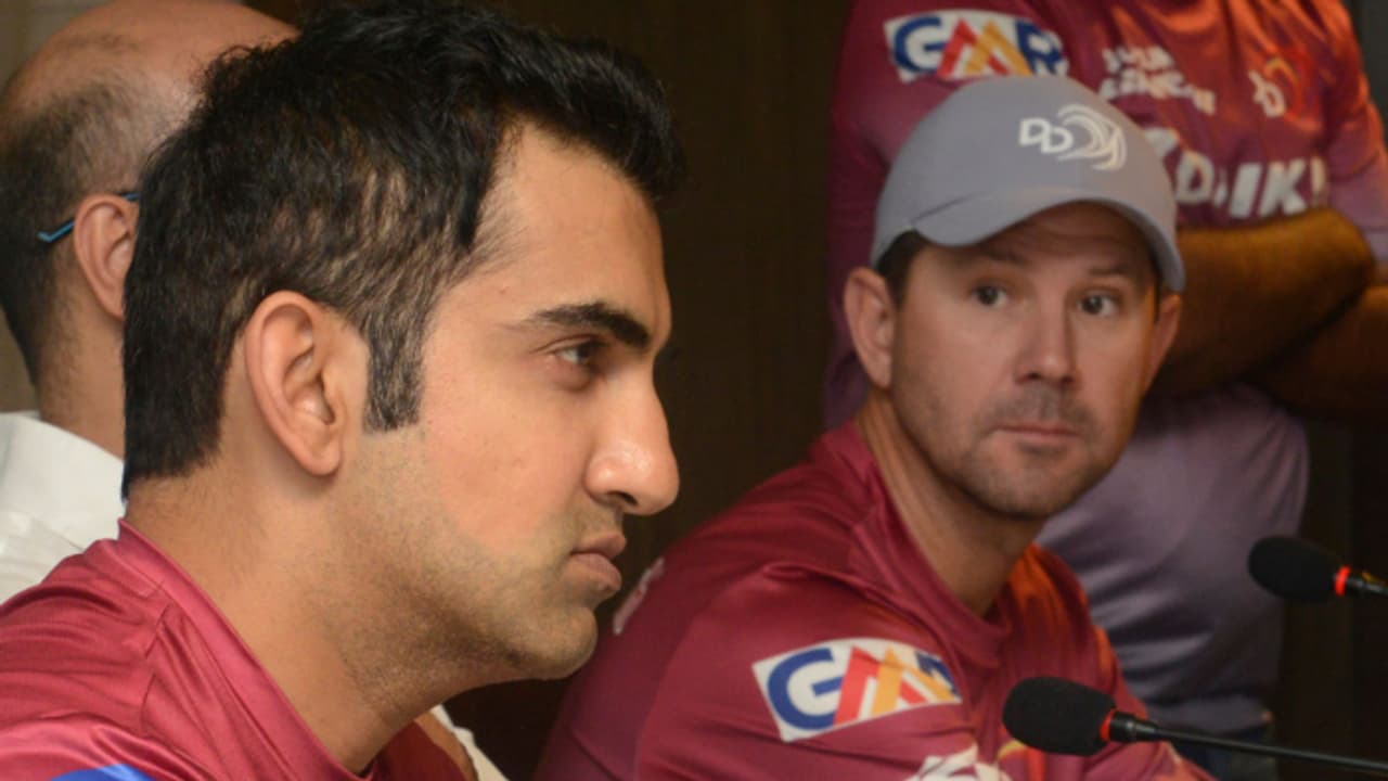 'ഗൗതം ഗംഭീര് ശരിക്കും പേടിച്ചിട്ടുണ്ട്, അതുകൊണ്ടാണ് എനിക്കെതിരെ തിരിയുന്നത്'; വാക് പോര് തുടര്ന്ന് പോണ്ടിംഗ് 'ഗൗതം ഗംഭീര് ശരിക്കും പേടിച്ചിട്ടുണ്ട്, അതുകൊണ്ടാണ് എനിക്കെതിരെ തിരിയുന്നത്'; വാക് പോര് തുടര്ന്ന് പോണ്ടിംഗ്