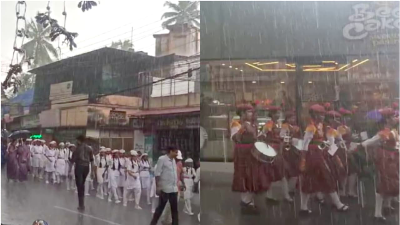 കൊടും മഴയത്ത് 1500 കുട്ടികൾ പങ്കെടുത്ത ശിശു ദിനറാലി; പ്രതിഷേധവുമായി രക്ഷിതാക്കൾ, വിവാദം കൊടും മഴയത്ത് 1500 കുട്ടികൾ പങ്കെടുത്ത ശിശു ദിനറാലി; പ്രതിഷേധവുമായി രക്ഷിതാക്കൾ, വിവാദം