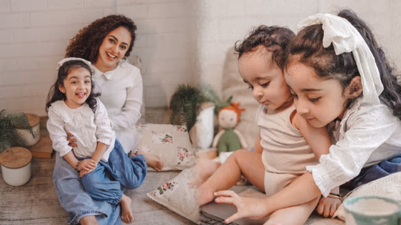 നിലയെപ്പോലെ നിറ്റാരയും; 2021ലെ ഫോട്ടോ റീക്രിയേറ്റ് ചെയ്ത് പേളി മാണി