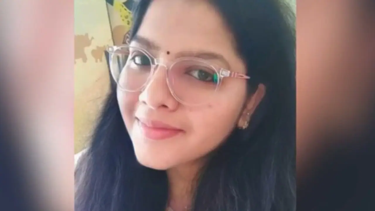 ബെംഗളൂരുവിൽ കൂത്തുപറമ്പ് സ്വദേശിനിയുടെ മരണത്തിൽ ദുരൂഹത ആരോപിച്ച് ബന്ധുക്കൾ, പരാതി നൽകി ബെംഗളൂരുവിൽ കൂത്തുപറമ്പ് സ്വദേശിനിയുടെ മരണത്തിൽ ദുരൂഹത ആരോപിച്ച് ബന്ധുക്കൾ, പരാതി നൽകി